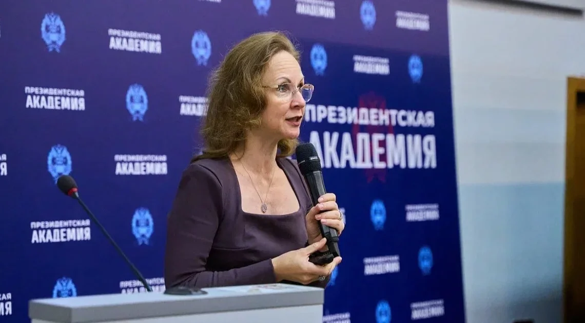 Инна Газиева открывает пятый сезон программы «Научный код» в Президентской академии